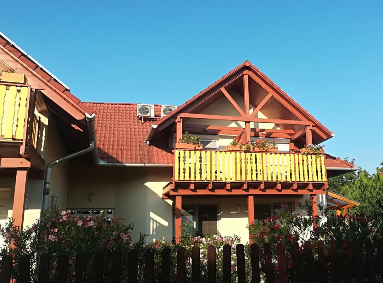 Haus Marika Hotel Siofok Exterior photo