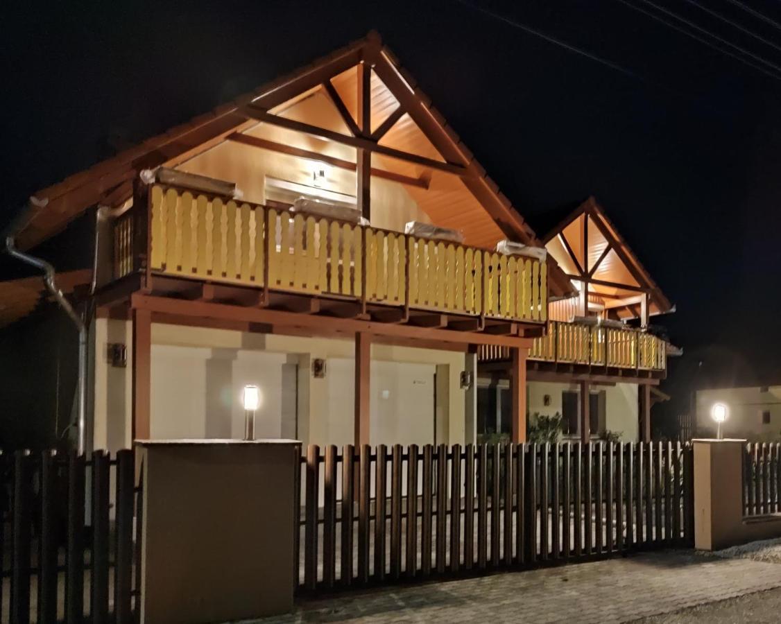 Haus Marika Hotel Siofok Exterior photo