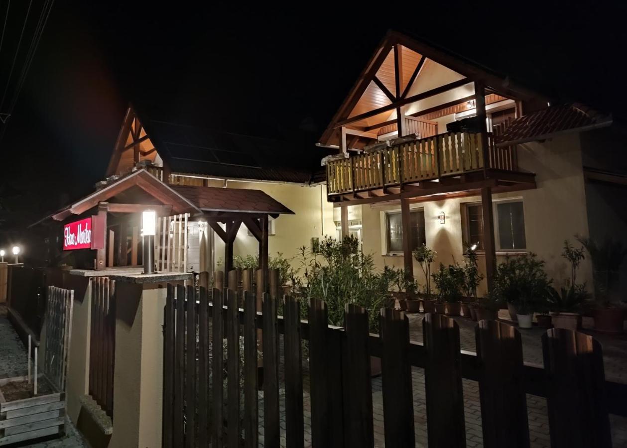 Haus Marika Hotel Siofok Exterior photo